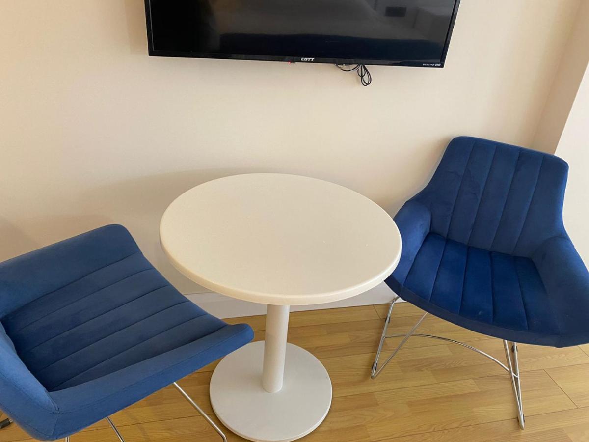 Apartament Orbi *