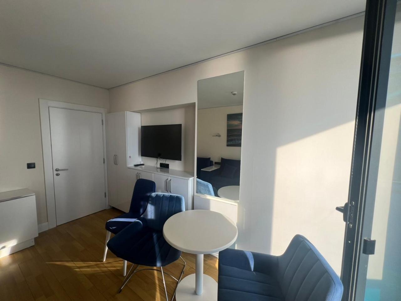 Apartament Orbi