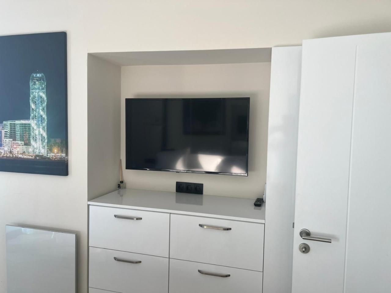 Apartament Orbi